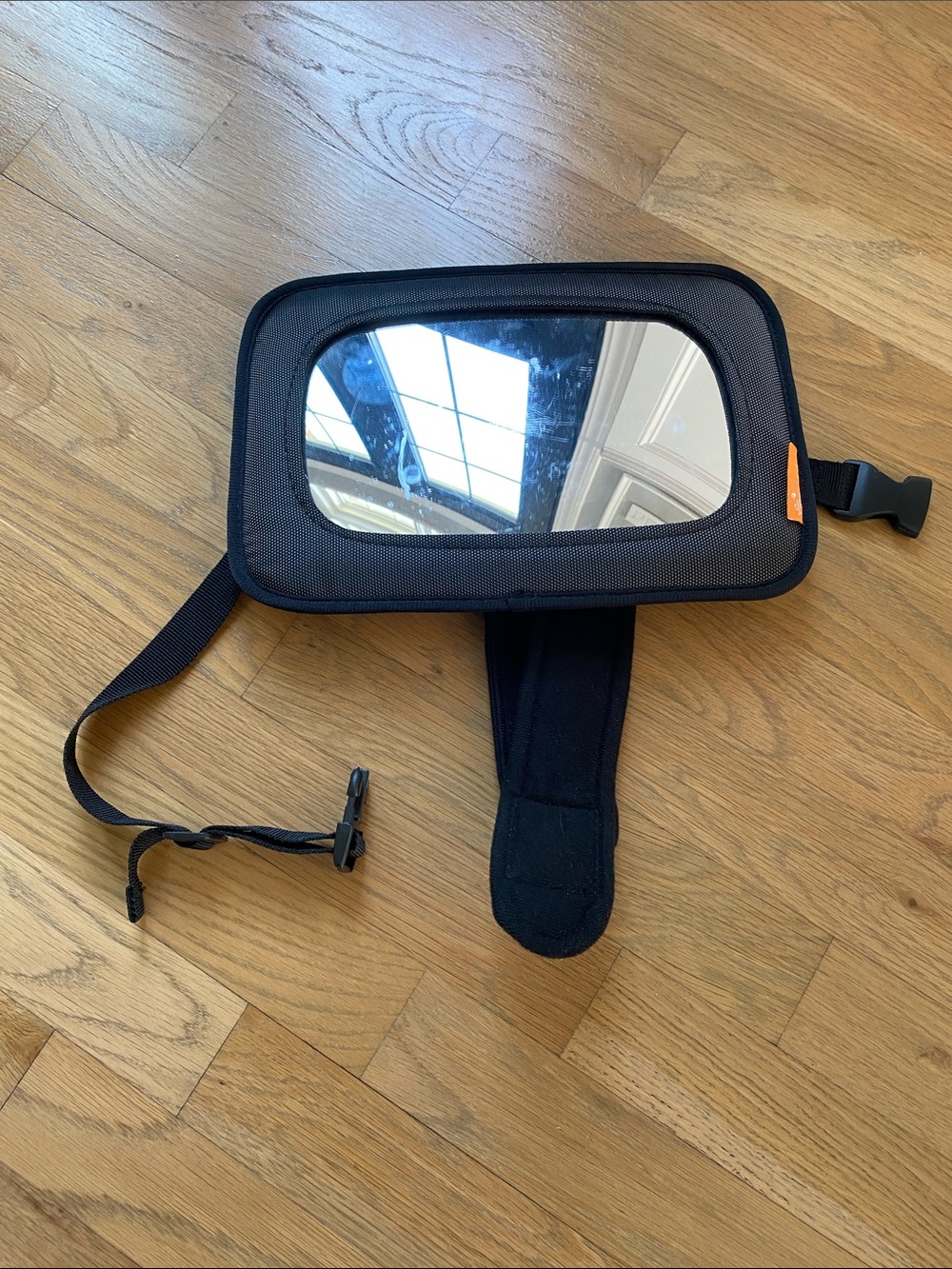Dreambaby Black Car Backseat Mirror with Adjustable Strap